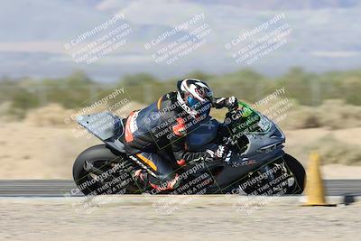 media/Dec-04-2025-Racers Edge (Thu) [[5ebc9f124d]]/3-B Group/5-Session 2 Turn 2 inside Speed Pans/